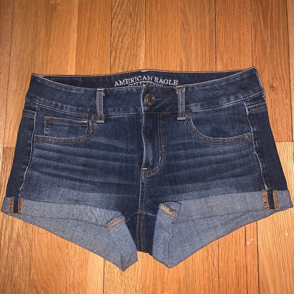 NWOT American Eagle shorts